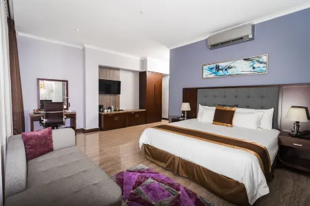 Hotel City Plaza & Suites