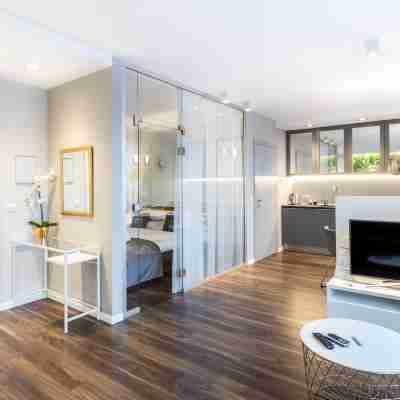 Glossy Apart W21 Rooms