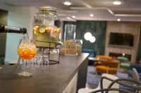 宜必思卡瓦永呂貝宏酒店 - 酒吧