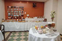 Hotel Colonial Salta - breakfast