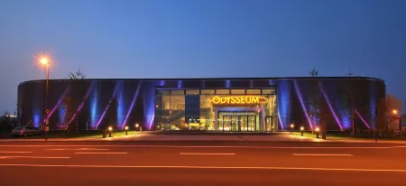 Hotel Alt Deutz City-Messe-Arena Kontaktloser Self Check-IN Отели рядом с достопримечательностью «Кёльнская бизнес-школа»