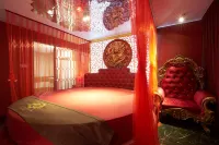 Cozi 9 Hotel - Theme Hotel
