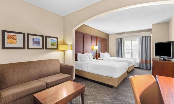 Comfort Suites