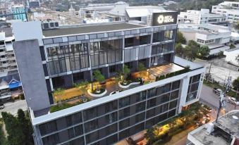 Neca Reiche Hotel