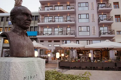 Legacy Gastro Suites