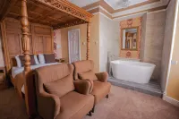 The Cottage Hotels in Hugill