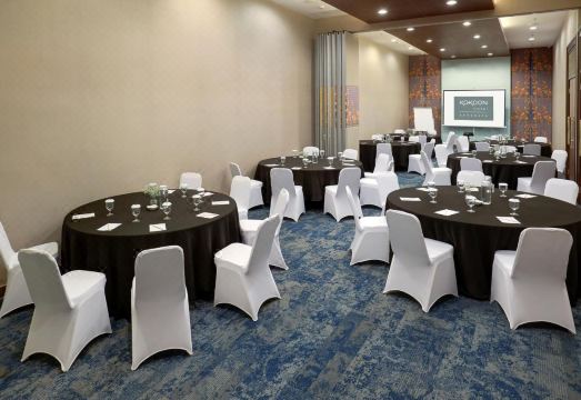 코쿤 호텔 수라바야 객실