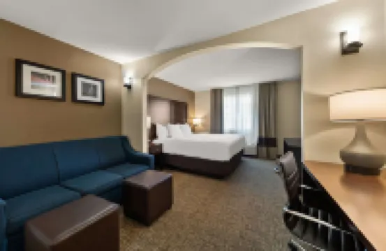 Comfort Inn & Suites Atoka Hotels in Atoka County