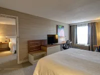 Hilton Garden Inn Toronto/Mississauga Hotels near Hurontario