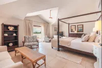 Premier Villa 5 Bedrooms 16 Guests River View Hoteles en 