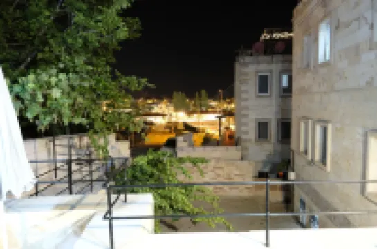 Asma Cave House Hotels near Dark Church