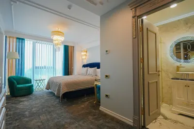 W Regal Boutique Hotel&Spa Отели в г. 