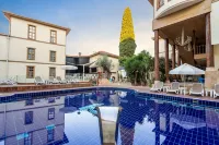 Puding Hotel - Rooftop Pools