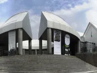 RED HELMET House＆Sports Bar Hiroshima فنادق في هيروشيما