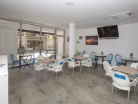 Hostal El Mercat Hotels in Villajoyosa