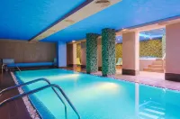 CORNELIA DELUXE RESIDENCE - Pools