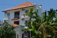 Askara Guest House & Hostel