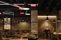 帕蒂贊斯克蔚藍餐廳酒店 - 早餐