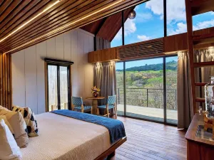 트리카사 리조트