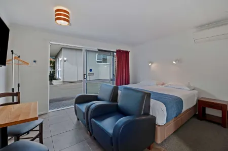 西岸海灘舒適飯店