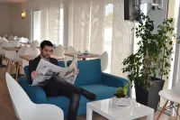 Brit Hotel les Alizes Hotels in Pornic