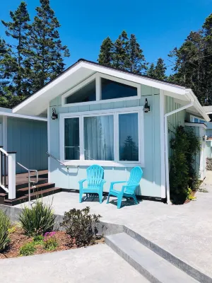 Seafoam Lodge Hotels in Little River