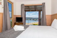 Batemans Bay Marina Resort Hotel di Batemans Bay