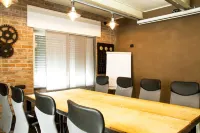 B2in Suite & Office Hotel a Capriate San Gervasio