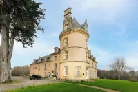 Château de Boisgelin - Hôtel & Restaurant Mathieu Kergourlay Hôtels à : Ploubazlanec
