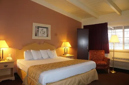 Americas Best Value Inn and Suites Oroville