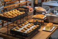 Kyriad le Mans Est - breakfast