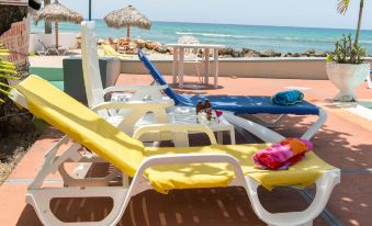 Pipers Cove Resort