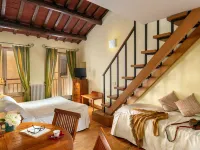 Bollo Apartments Các khách sạn gần Quảng trường Piazza Cavour