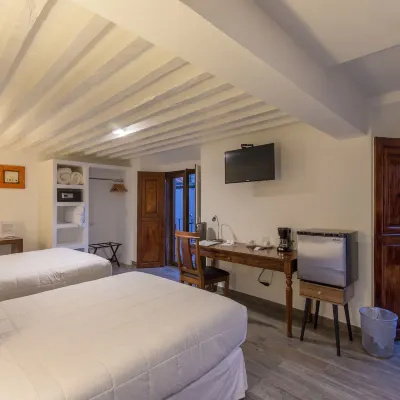 Hotel la Morada Hotels near Parroquia de San Miguel Arcangel