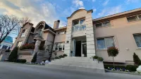 Garni Hotel D10 Hotels in Zemun