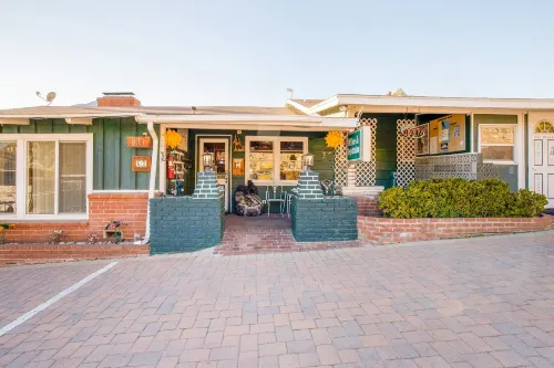 The Kern Lodge Hotels in Kernville