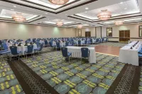 Crowne Plaza ST. Louis Airport Hotel di Bridgeton