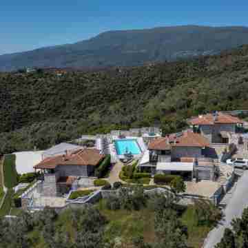 Karavia Lux Inn Hotel Exterior