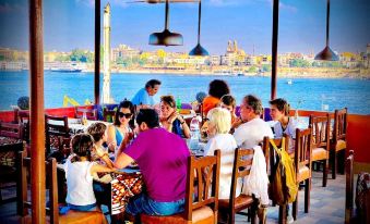Nile Valley Hotel