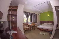 Green Paradise Hotel Hotel a Yankin Township