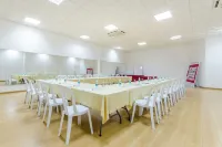 Residencial Jardim da Amadora Hotels in Alfragide