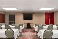 Ramada by Wyndham Helena Hotels in Helena