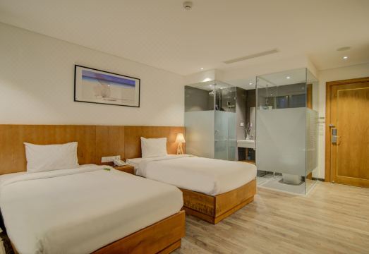 소호 부티크 호텔 다낭 외관 또는 근처 미케비치 전경