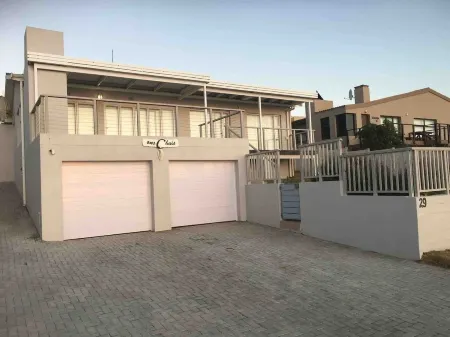 Ons C-Huis - Gansbaai Seafront Accommodation, Back-up Power Отели в г. Greater Hermanus