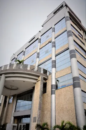 Caesar's Luxury Hotel