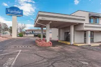 Travelodge by Wyndham Colorado Springs Airport/Peterson AFB Hotels near Colorado Springs Airport