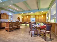 Akzent Hotel Turmwirt - breakfast