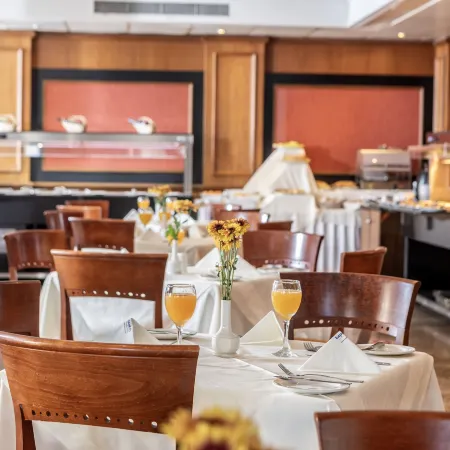 Kapetanios Limassol Hotel