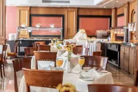 Kapetanios Limassol Hotel - sarapan