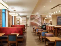 Hyatt Place Bloomington / Normal - breakfast